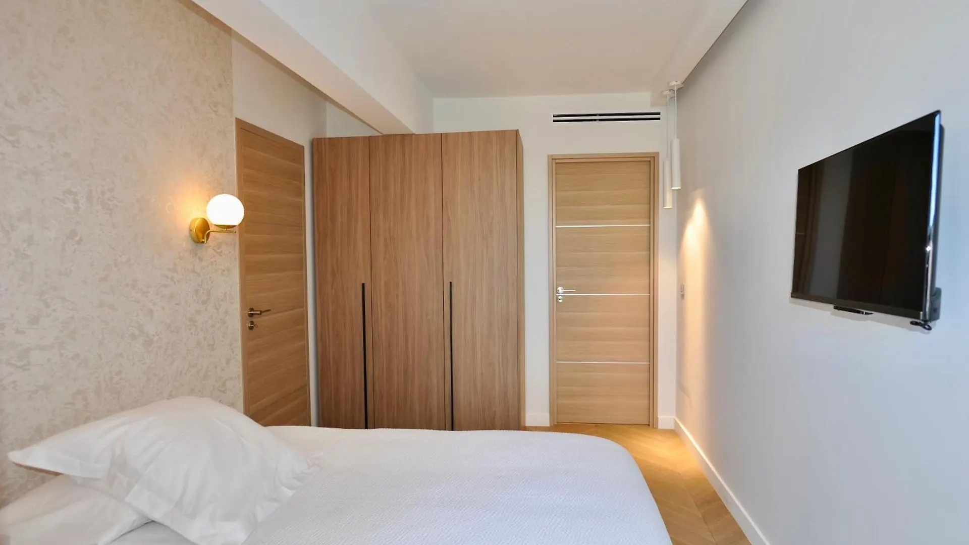 Luxury Romantic Cannes 45 Croisette Two Bedrooms