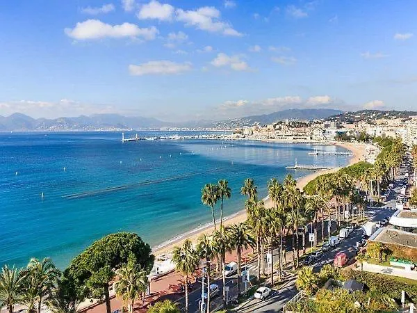 Luxury Romantic Cannes 45 Croisette Two Bedrooms 0*,  法国