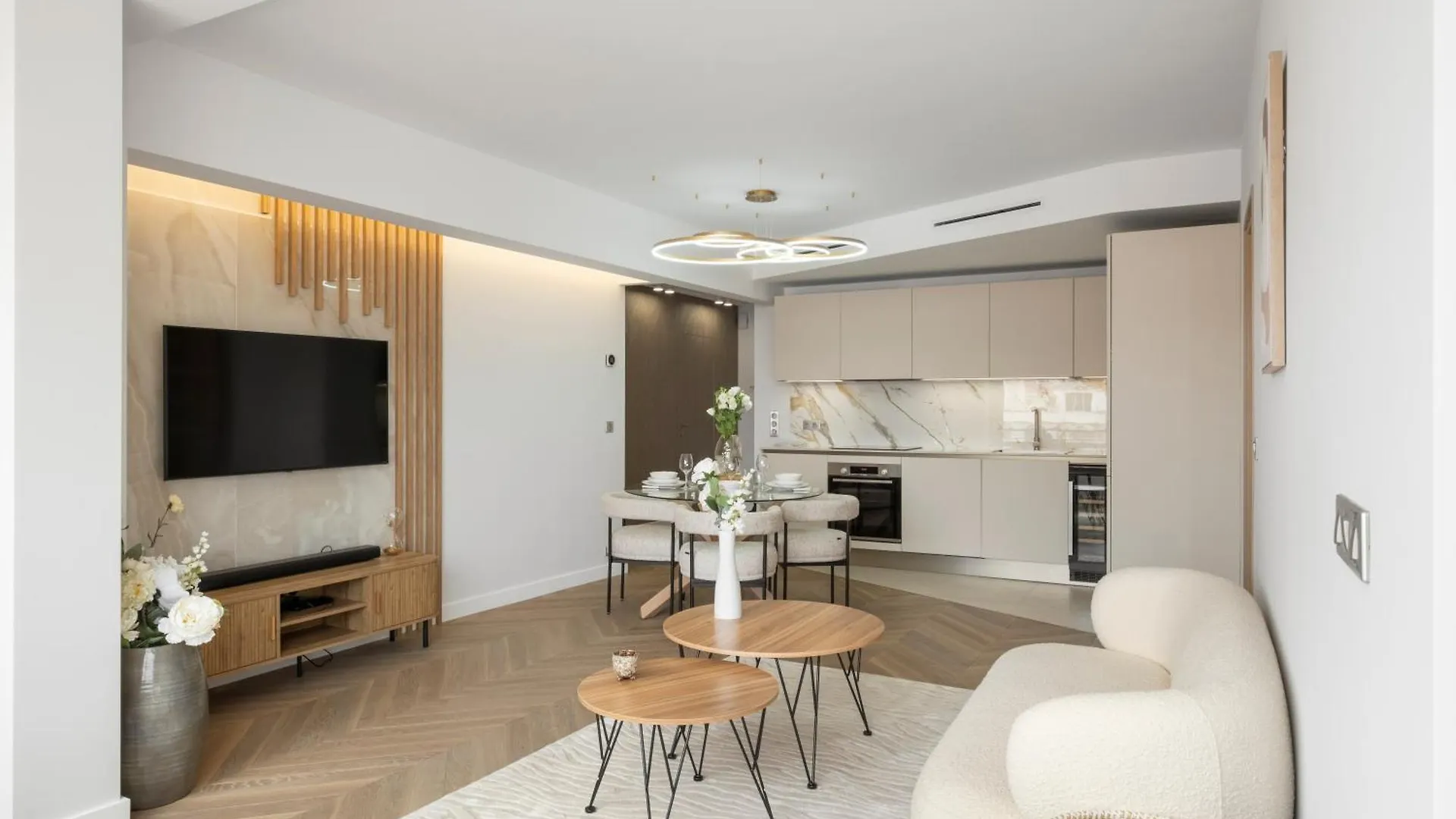 Luxury Romantic Cannes 45 Croisette Two Bedrooms