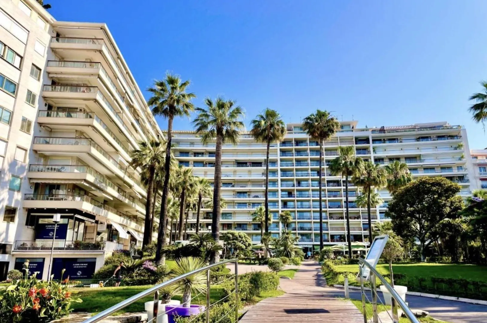 Luxury Romantic Cannes 45 Croisette Two Bedrooms 法国