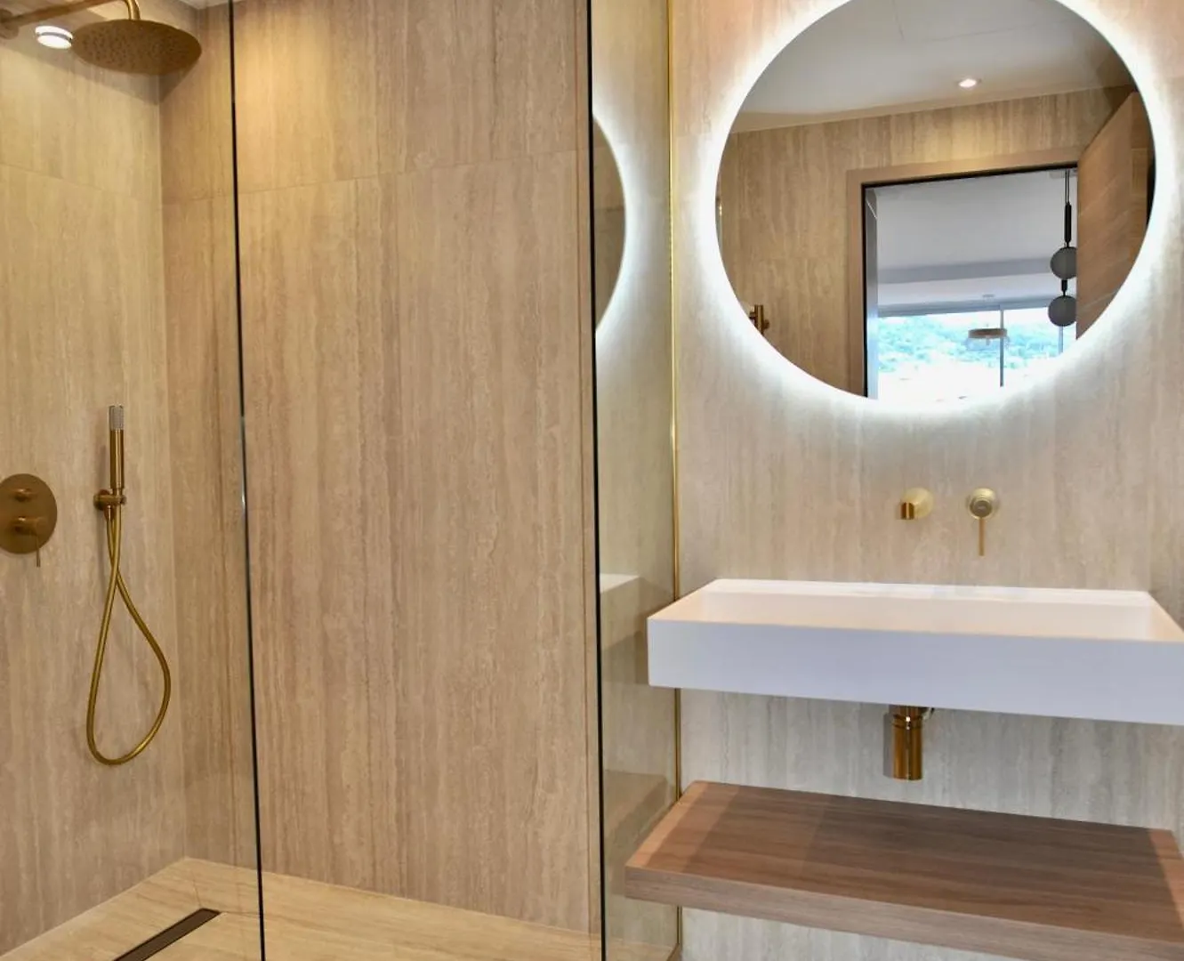 Luxury Romantic Cannes 45 Croisette Two Bedrooms 0*,